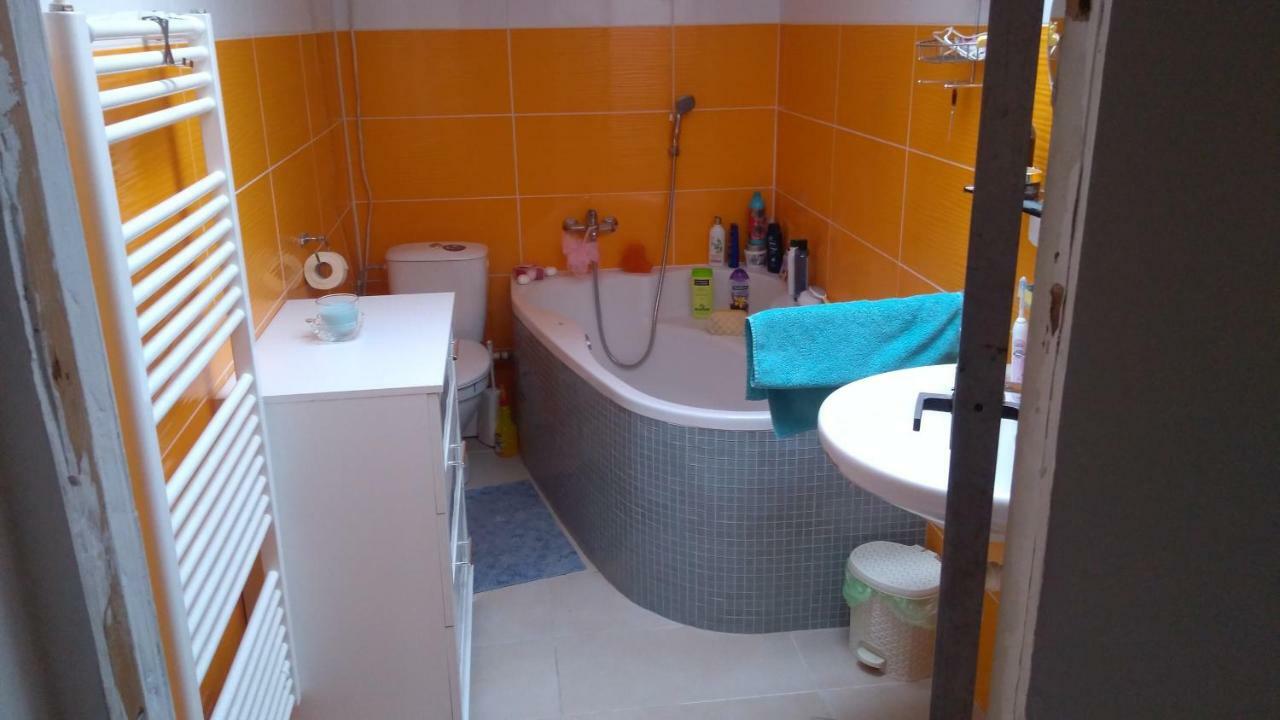 U Babicky A Jeji Psi Smecky Guest House Weselitschko Exterior foto